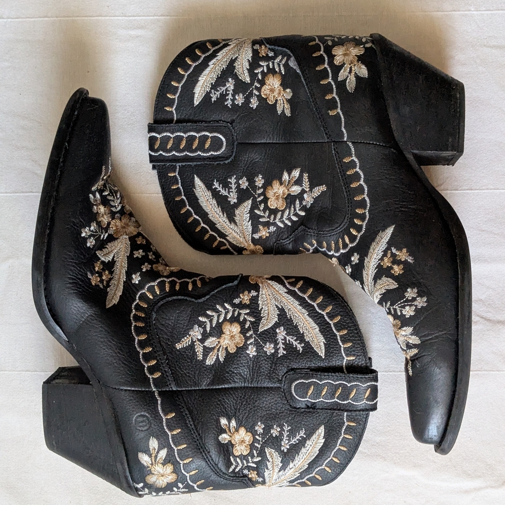 Dingo Black and Gold Embroidered Ankle Boots